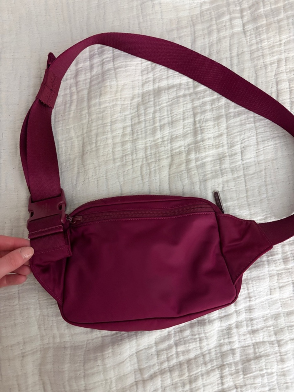 LULULEMON athletica Magenta Crossbody Waist Bag - Picture 3 of 3